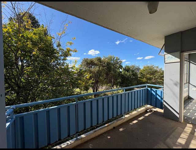 2 BEDROOM FLAT FOR SALE IN ARCON PARK